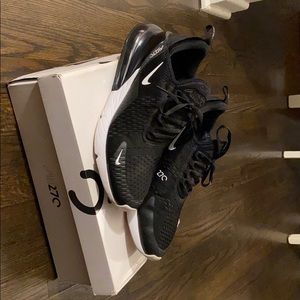 Nike Air Max 270 Black/White/Red